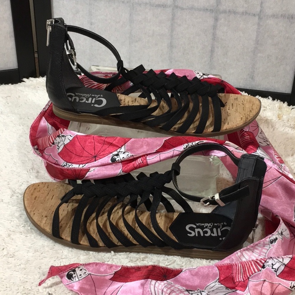 Circus by Sam Edelman black sandals